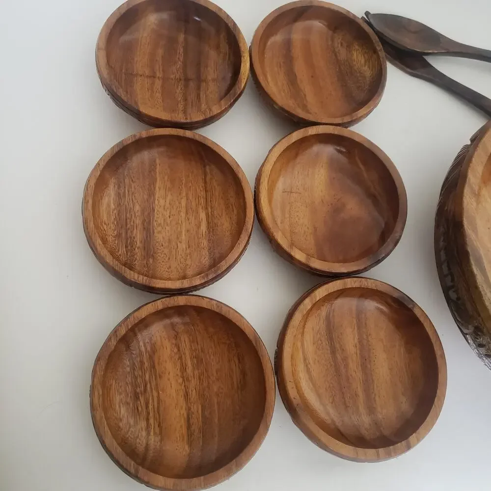 Wooden vtg hand